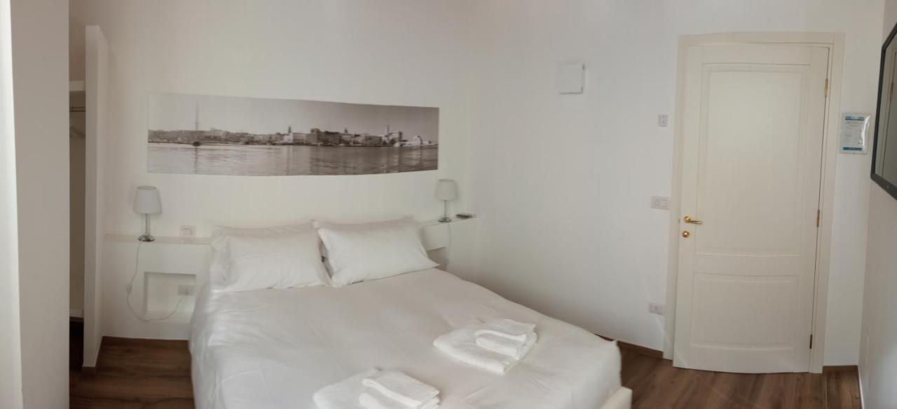 Bed and Breakfast La Soffitta Covelli Трани Экстерьер фото