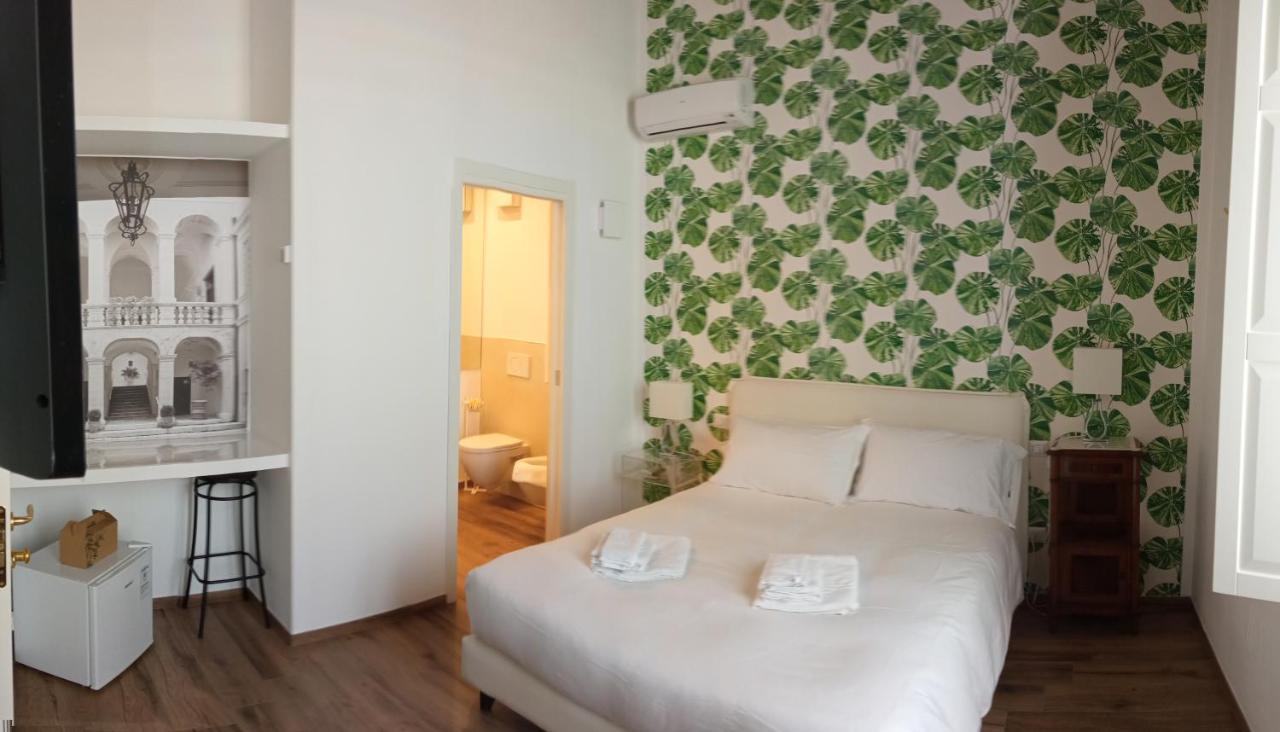 Bed and Breakfast La Soffitta Covelli Трани Экстерьер фото