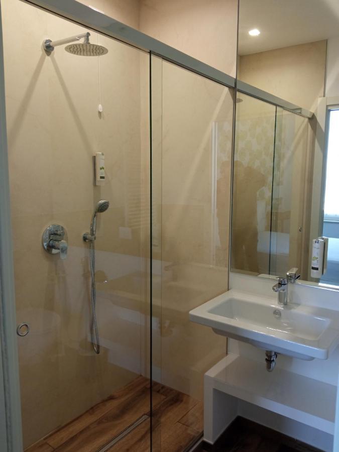 Bed and Breakfast La Soffitta Covelli Трани Экстерьер фото